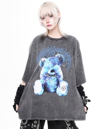 TRAVAS TOKYO（トラバス トウキョウ）の「『TRAVAS TOKYO/トラバス トーキョー』ピアス付きくまプリントTシャツ（Tシャツ/カットソー）」