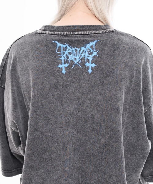 TRAVAS TOKYO(トラバス トウキョウ)の「『TRAVAS TOKYO/トラバス トーキョー』ピアス付きくまプリントTシャツ(Tシャツ/カットソー・レディース・チャコールグレー/ブラック/ブラック×レッド・FREE)」の19枚目の写真