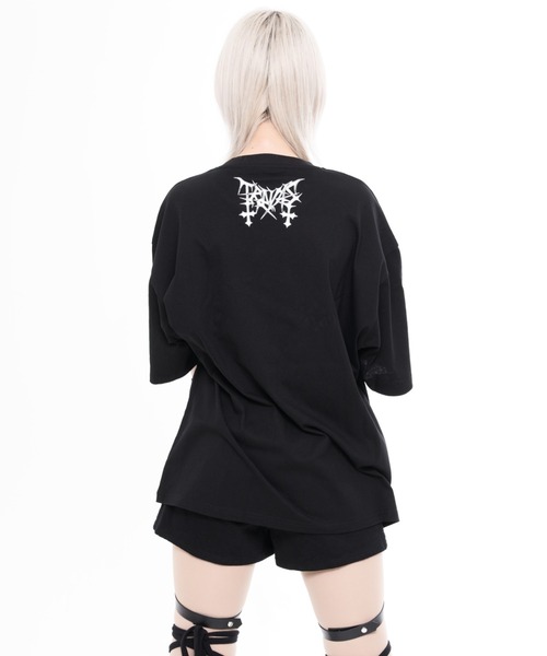 TRAVAS TOKYO(トラバス トウキョウ)の「『TRAVAS TOKYO/トラバス トーキョー』ピアス付きくまプリントTシャツ(Tシャツ/カットソー・レディース・チャコールグレー/ブラック/ブラック×レッド・FREE)」の6枚目の写真