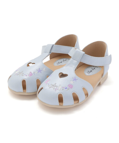 SLAP SLIP（スラップスリップ）の「お花イチゴシェル刺しゅうグルカサンダル(14~19cm)（サンダル・キッズ・ホワイト/ピンク/ブルー・17.0cm/14.0cm/15.0cm/16.0cm/18.0cm/19.0cm）」の5枚目の写真