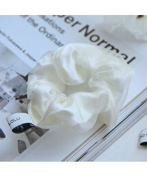 SLOWLOLLI（スローローリ）の「Silky mood scrunchie_3 Colors（その他小物）」