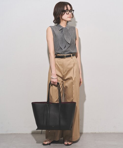 Whim Gazette(ウィムガゼット)の「デニムシフォンノースリーブブラウス(シャツ/ブラウス・レディース・ブルー系その他/ライトグレー・FREE)」の18枚目の写真