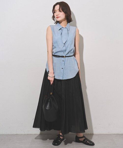 Whim Gazette(ウィムガゼット)の「デニムシフォンノースリーブブラウス(シャツ/ブラウス・レディース・ブルー系その他/ライトグレー・FREE)」の8枚目の写真