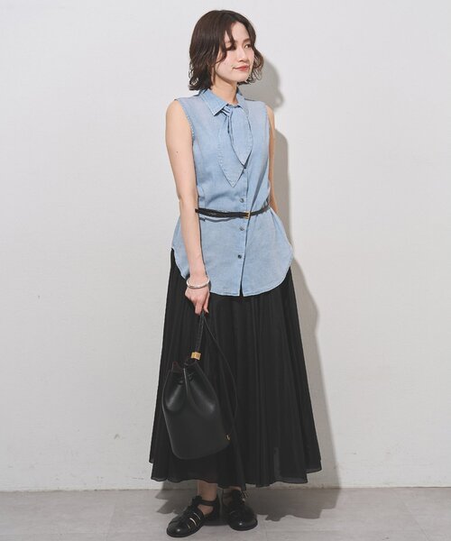 Whim Gazette(ウィムガゼット)の「デニムシフォンノースリーブブラウス(シャツ/ブラウス・レディース・ブルー系その他/ライトグレー・FREE)」の7枚目の写真