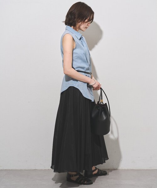 Whim Gazette(ウィムガゼット)の「デニムシフォンノースリーブブラウス(シャツ/ブラウス・レディース・ブルー系その他/ライトグレー・FREE)」の5枚目の写真