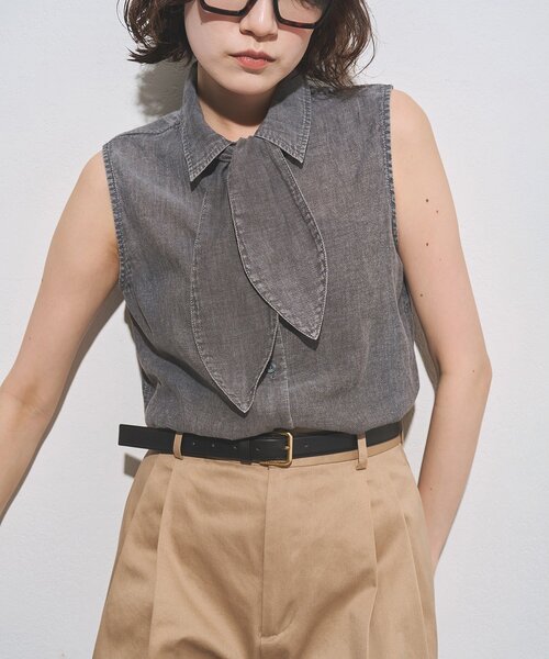 Whim Gazette(ウィムガゼット)の「デニムシフォンノースリーブブラウス(シャツ/ブラウス・レディース・ブルー系その他/ライトグレー・FREE)」の2枚目の写真