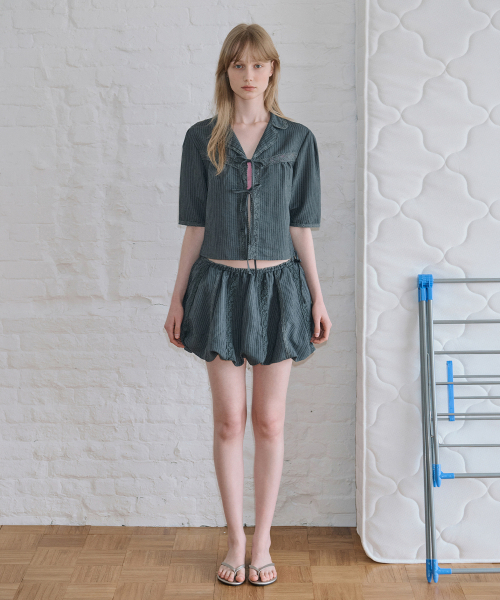 SINOON（シヌーン）の「Lace Balloon Mini Skirt (Dark Navy)（スカート・レディース・ダークネイビー・SMALL/MEDIUM）」の6枚目の写真