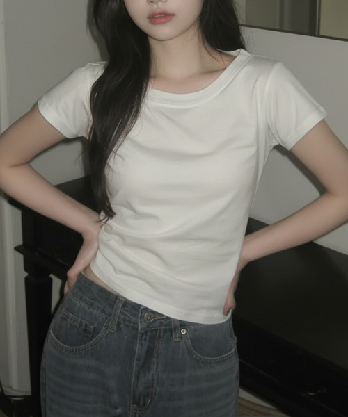 VIVID LADY(ビビッドレディー)の「ワンショルダー ボートネック 半袖Tシャツ(Tシャツ/カットソー・レディース・ライトブルー/ブラウン/ブラック/チャコールグレー/アイボリー・FREE)」の9枚目の写真