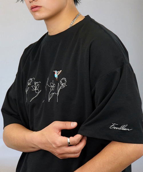 Ammie（アミー）の「ルーズフィット 刺繍 ドローコード 接触冷感 Tシャツ 短丈 サイズ調整可能（Tシャツ/カットソー・メンズ・ブラック系その他2/ブラック系3/ブラック系2/ホワイト系その他2/ホワイト系その他3/ブラック系その他3・M/L）」の4枚目の写真