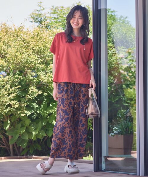 Green　Parks（グリーンパークス）の「花柄ワイドパンツ（その他パンツ・レディース・ブラウン/ブルー/ホワイト・FREE）」の12枚目の写真