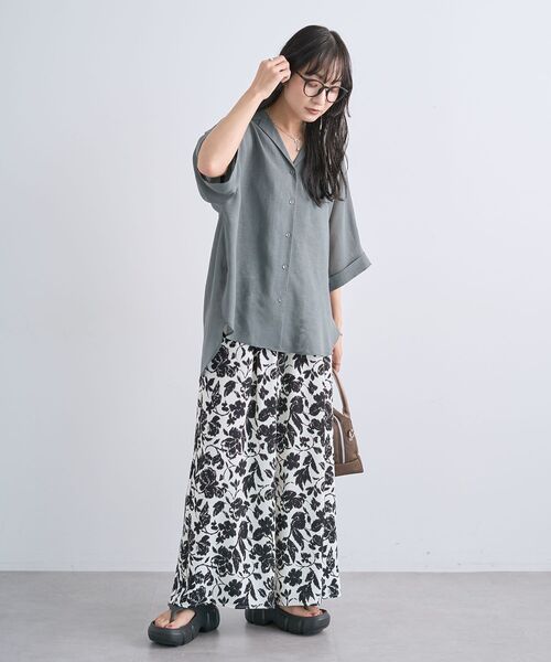 Green　Parks（グリーンパークス）の「花柄ワイドパンツ（その他パンツ・レディース・ブラウン/ブルー/ホワイト・FREE）」の15枚目の写真