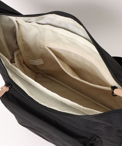 Scrap Book（スクラップブック）の「◆WEB + 京都店 限定展開◆【OUTDOOR PRODUCTS】BOAT SHOULDER（ショルダーバッグ・レディース・ベージュ/ブラック/グリーン/ブルー/オレンジ・FREE）」の7枚目の写真