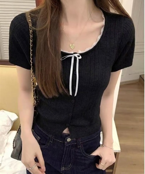 Emilie(エミリー)の「フロントリボンレース半袖カーディガン(カーディガン/ボレロ・レディース・ブルー/ブラック/オフホワイト・FREE)」の6枚目の写真