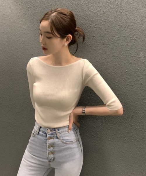 Aelina(エリナ)の「タイト薄手セータートップス(Tシャツ/カットソー・レディース・ブラック系その他/ブラック/ホワイト・FREE)」の8枚目の写真