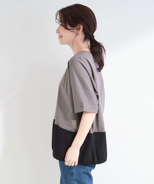 SHOO・LA・RUE(シューラルー)の「【洗濯機可/体型カバー】インせず着られる 裾配色 ゆったりバルーントップス(Tシャツ/カットソー・レディース・ネイビー系6/ブラック/グレー/ベージュ・00)」の6枚目の写真