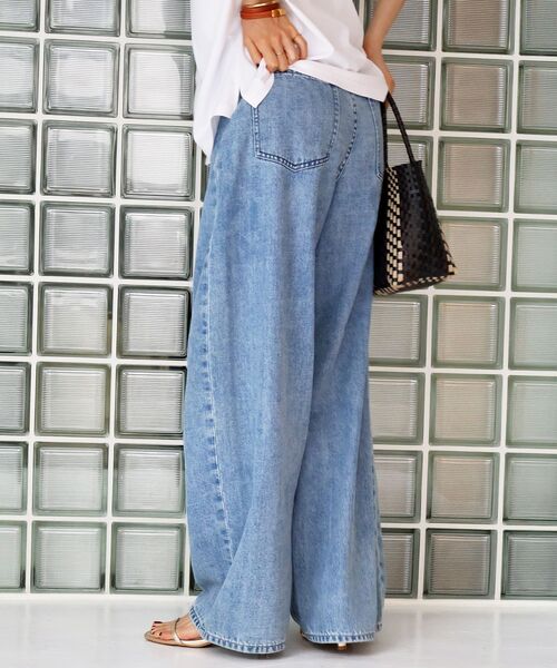 le.coeur blanc(ルクールブラン)の「Healthy denim Beets(デニムパンツ・レディース・サックスブルー/ブルー・38/36)」の14枚目の写真