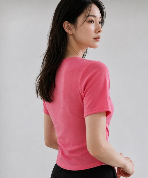 THEODORIC.dy(セオドリックディ)の「ピーターパンライン カーディガン(アシメボタン×コンパクト)(カーディガン/ボレロ・レディース・ブラック/グリーン/アイボリー/ライトピンク・FREE)」の10枚目の写真