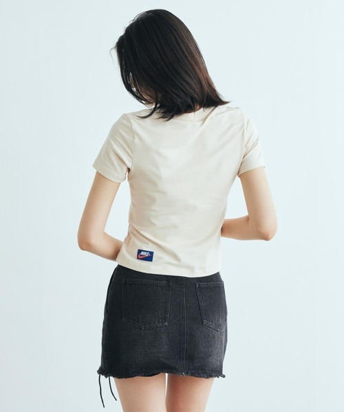 JORDAN BRAND（ジョーダンブランド）の「ジョーダン フライト ウィメンズ Tシャツ / Jordan Flight Women's T-Shirt IV5348-272 Pearl White（Tシャツ/カットソー・レディース・アイボリー系・M/L/XS/XL/S）」の2枚目の写真