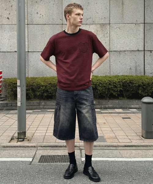 DWSE(ディーダブリューエスイー)の「ピンタックカーゴバミューダデニムパンツ(ブラック)(その他パンツ・メンズ・その他・LARGE/MEDIUM/X-LARGE/X-SMALL/XX-LARGE/SMALL)」の4枚目の写真