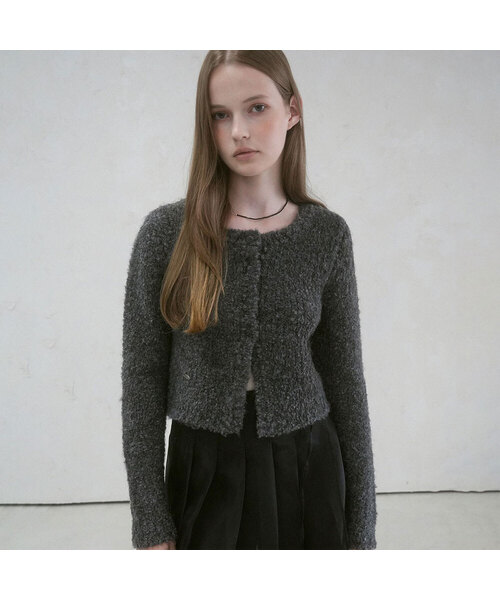 Vivacious(ビバシャス)の「La Pong Crop Cardigan - 6COL(カーディガン/ボレロ・レディース・チャコールグレー/スカイブルー/ダークブラウン/ピンク/アイボリー/ダークグレー・FREE)」の4枚目の写真