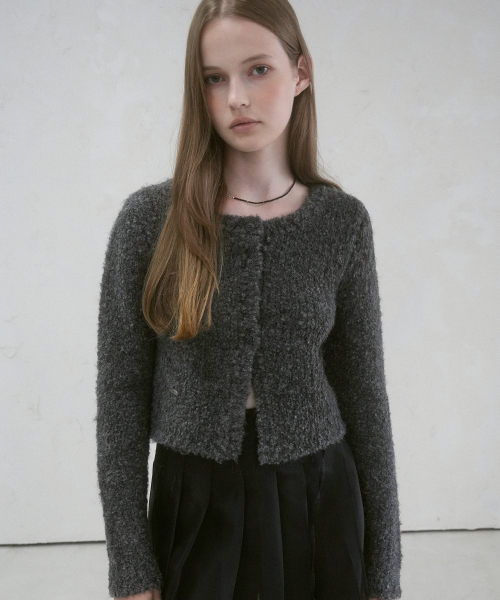 Vivacious(ビバシャス)の「La Pong Crop Cardigan - 6COL(カーディガン/ボレロ・レディース・チャコールグレー/スカイブルー/ダークブラウン/ピンク/アイボリー/ダークグレー・FREE)」の8枚目の写真