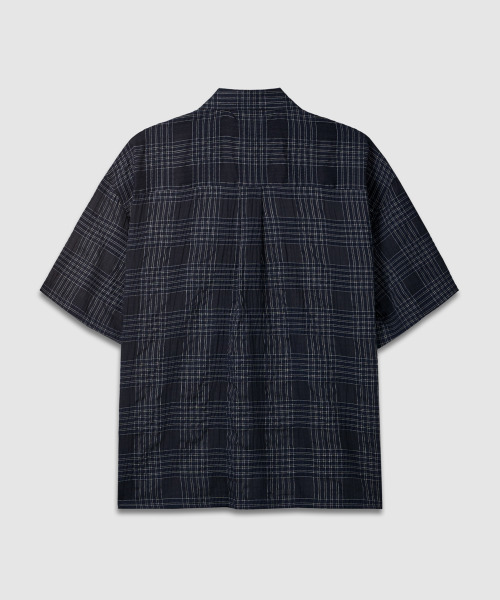 ANOLORCODE（アノローコード）の「ディアチェッククロップ半袖シャツ（ネイビー）（シャツ/ブラウス・レディース・ネイビー・LARGE/MEDIUM）」の3枚目の写真