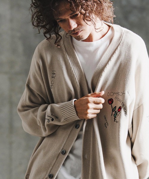 GLIMCLAP(グリムクラップ)の「mcg3852-Retro Embroidered Knit Cardigan ニットカーディガン(211-013-gla-cg)(カーディガン/ボレロ・メンズ・キナリ/テラコッタ/ブラック/サックスブルー系・L/M/S)」の19枚目の写真