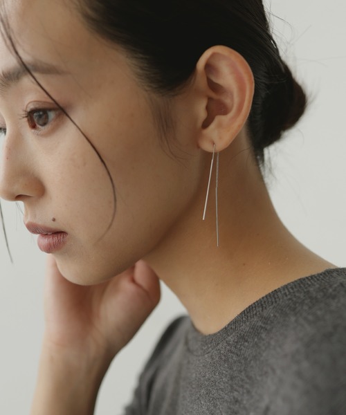 hellam(へラム)の「ロングチェーンピアス(ピアス(両耳用)・レディース・シルバー/ゴールド・FREE)」の4枚目の写真