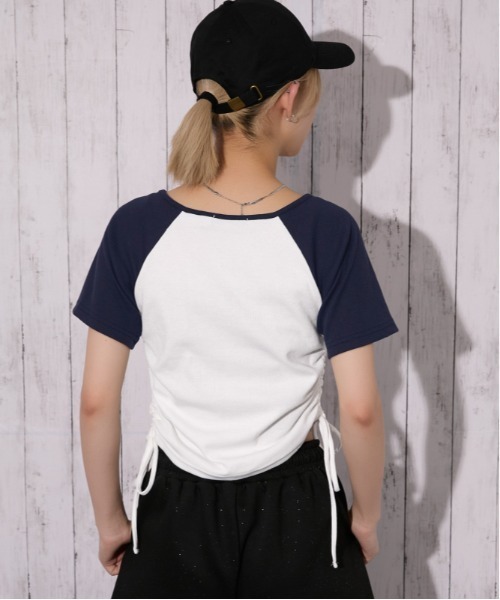 GORGE(ゴージ)の「《ラグラン・スポーティ》ナンバープリントギャザーTシャツ/カジュアル×ストリート/春夏/全3色(Tシャツ/カットソー・レディース・ブラック/レッド/ネイビー・F)」の9枚目の写真