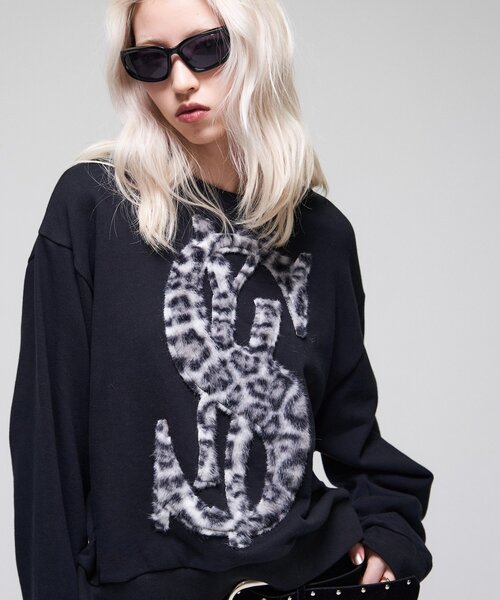Sourcream（サワークリーム）の「【26AW LOOK掲載品番】【Sourcream】$ロゴファースウェット（スウェット・レディース・ライトグレー/ブラック/ネイビー・MEDIUM/SMALL）」の7枚目の写真