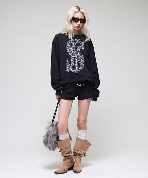 Sourcream（サワークリーム）の「【26AW LOOK掲載品番】【Sourcream】$ロゴファースウェット（スウェット・レディース・ライトグレー/ブラック/ネイビー・MEDIUM/SMALL）」の11枚目の写真