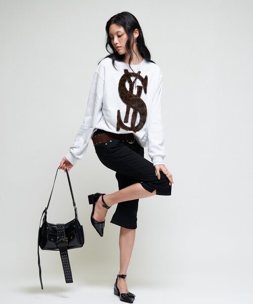 Sourcream（サワークリーム）の「【26AW LOOK掲載品番】【Sourcream】$ロゴファースウェット（スウェット・レディース・ライトグレー/ブラック/ネイビー・MEDIUM/SMALL）」の19枚目の写真