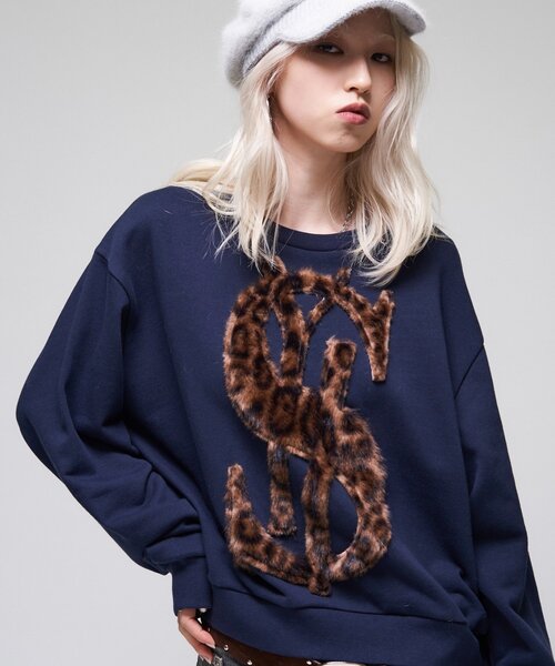 Sourcream（サワークリーム）の「【26AW LOOK掲載品番】【Sourcream】$ロゴファースウェット（スウェット・レディース・ライトグレー/ブラック/ネイビー・MEDIUM/SMALL）」の22枚目の写真