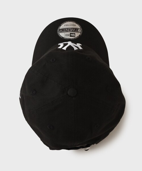 tk.TAKEO KIKUCHI(ティーケータケオキクチ)の「【NEW ERA】9TWENTY ニューヨーク・ヤンキース ブラック × ホワイト(キャップ・メンズ・ブラック・00)」の4枚目の写真