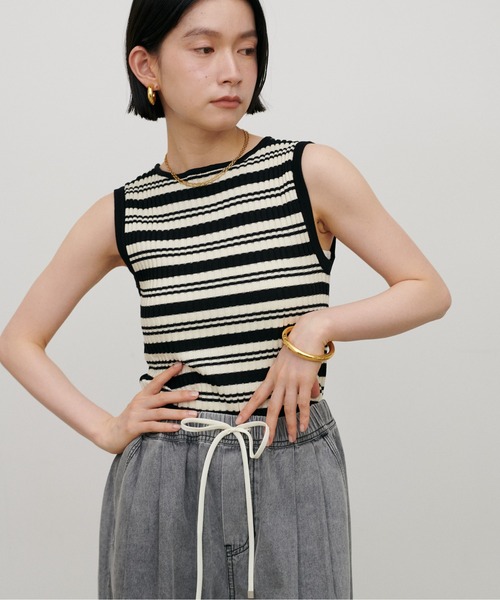 LARUTA(ラルータ)の「【LARUTA】ボーダーリブノースリニット(ニット/セーター・レディース・ブラウン/ネイビー/ダークブラウン/ブラック・MEDIUM)」の18枚目の写真