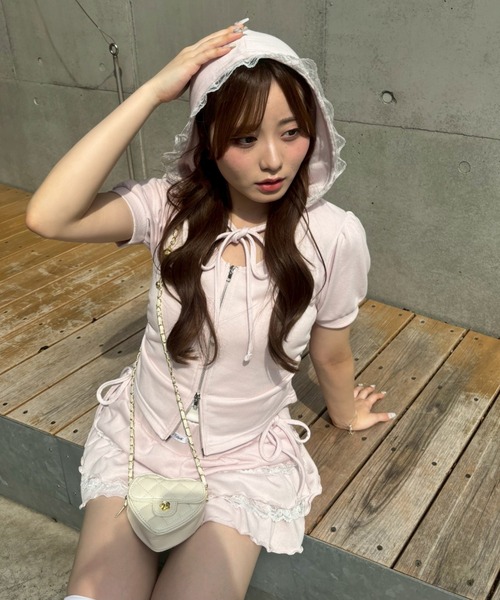 continuer de NICE CLAUP(コンティニューデナイスクラップ)の「デザインショートPKSETUP(アンサンブル・レディース・トップグレー/ピンク/ブラック・FREE)」の20枚目の写真