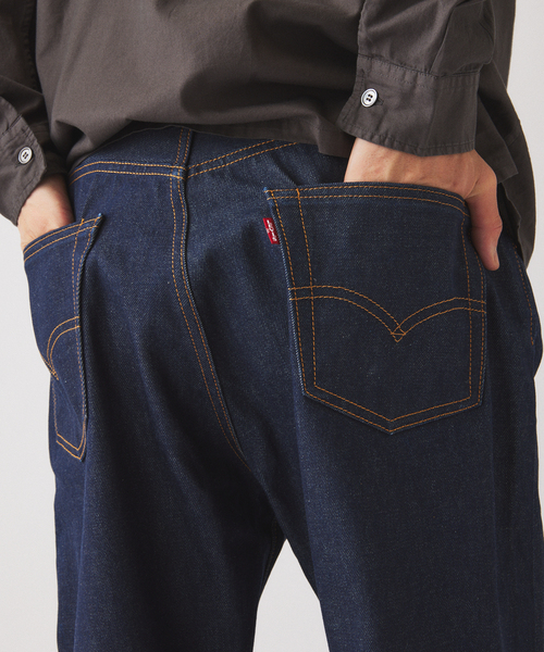Levi's(リーバイス)の「【L28】Levi's (R) / リーバイス 別注 501(R) ルーズ(デニムパンツ・メンズ・ネイビー・34/32/30/29/36)」の4枚目の写真