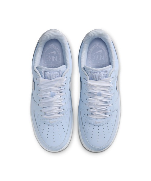 NIKE（ナイキ）の「NIKE/ナイキ WS ｴｱ ﾌｫｰｽ 1 ﾚﾄﾛ PRM（スニーカー・レディース・ブルー・24cm/23cm/22.5cm/22cm/25cm/24.5cm）」の3枚目の写真