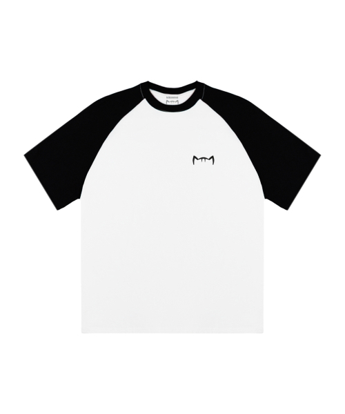 KIKIMIMI(キキミミ)の「レギュラーンキティスモールロゴTシャツ(ホワイト)(Tシャツ/カットソー・レディース・ホワイト・SMALL/MEDIUM/LARGE)」の1枚目の写真