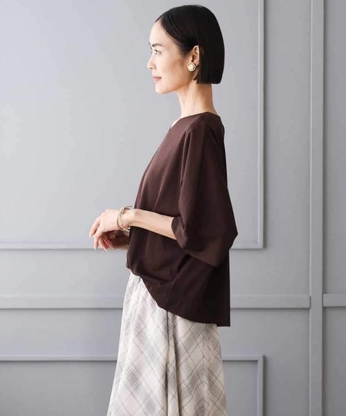 MICHEL KLEIN(ミッシェル・クラン)の「ドルマンVネックトップス(Tシャツ/カットソー・レディース・ブラウン/ミント/ベージュ/パープル・38)」の10枚目の写真