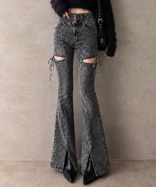GLAMOROUS JANE(グラマラスジェーン)の「サイドカットアウトリボンデニムパンツ(デニムパンツ・レディース・チャコールグレー/ブルー・S/M/L)」の10枚目の写真