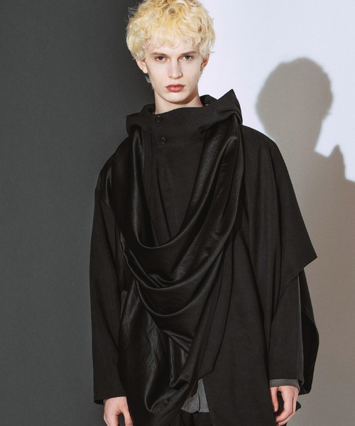 NO ID.(ノーアイディ)の「【NO ID.】Multiway Hooded Cocoon Coat / マルチウェイ フーデッド コクーン コート(モッズコート・メンズ・パープル/グレー/ブラック・ONE)」の2枚目の写真