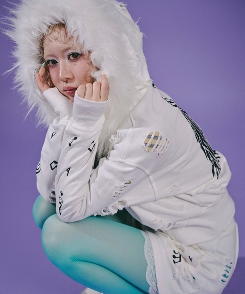 GALFY(ガルフィー)の「GALFY(ガルフィー)骨xLOVE SET UP/ジップパーカースウェット&ショートパンツセットアップ(セットアップ・レディース・スミクロ/ホワイト/グレー系その他・M)」の19枚目の写真