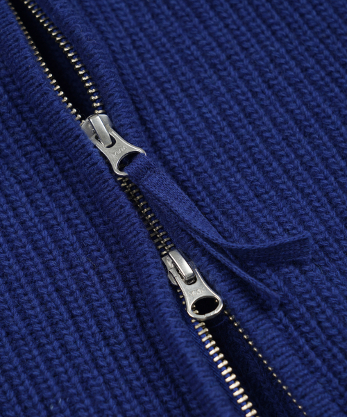 FRIZMWORKS(フリズムワークス)の「WOOL DECK ZIP UP CARDIGAN _ COBALT BLUE(カーディガン/ボレロ・メンズ・その他・SMALL/MEDIUM/LARGE/X-LARGE)」の4枚目の写真