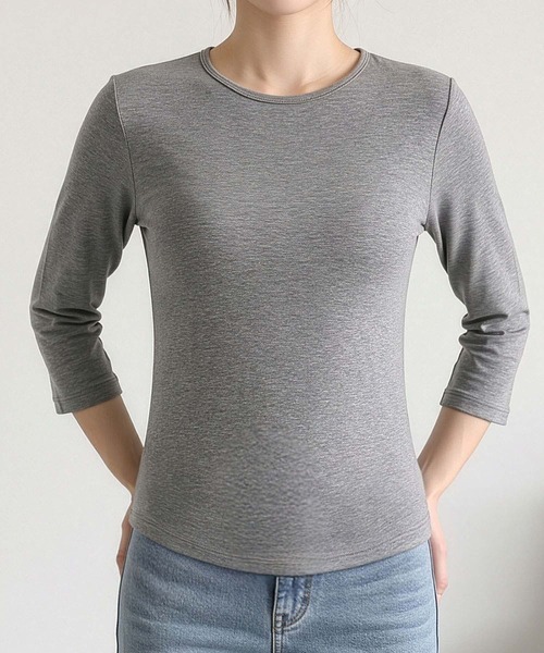 LOWO(ロワ)の「【M~Lサイズ展開】クルーネック七分袖カットソー(Tシャツ/カットソー・レディース・ブラウン/ベージュ/ホワイト/グレー/ブラック・M/L)」の8枚目の写真