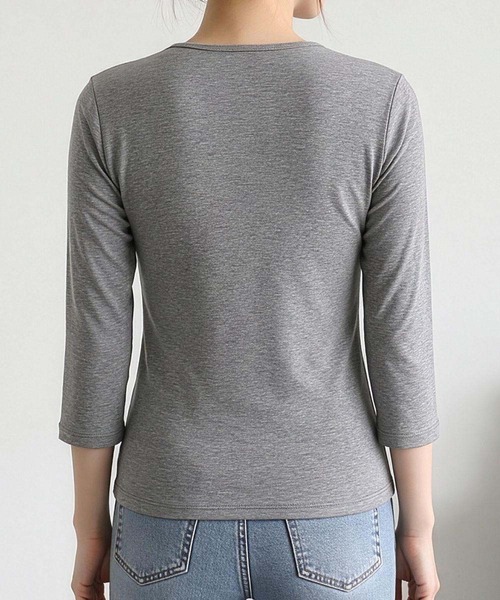 LOWO(ロワ)の「【M~Lサイズ展開】クルーネック七分袖カットソー(Tシャツ/カットソー・レディース・ブラウン/ベージュ/ホワイト/グレー/ブラック・M/L)」の9枚目の写真