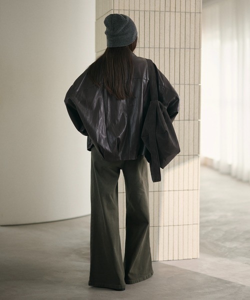 LAULEN(ローレン)の「hem tuck zip blouson /裾タックジップブルゾン(ブルゾン・レディース・ブラウン・FREE)」の10枚目の写真
