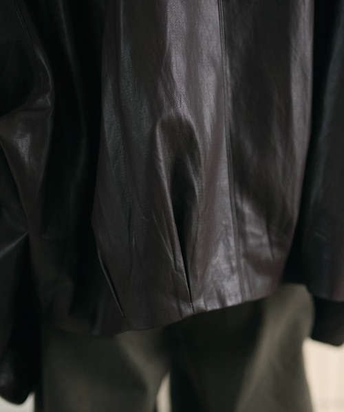 LAULEN(ローレン)の「hem tuck zip blouson /裾タックジップブルゾン(ブルゾン・レディース・ブラウン・FREE)」の4枚目の写真
