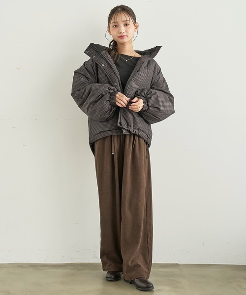 mil(ミル)の「コーデュロイ リラックスパンツ 【588232】(その他パンツ・レディース・ダークベージュ/アイボリー/ブラウン・M-Regular/M-Short/S-Regular/S-Short)」の6枚目の写真
