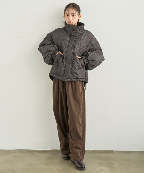 mil(ミル)の「コーデュロイ リラックスパンツ 【588232】(その他パンツ・レディース・ダークベージュ/アイボリー/ブラウン・M-Regular/M-Short/S-Regular/S-Short)」の7枚目の写真